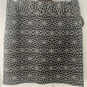 Ann Taylor Black and Cream Floral Mini Skirt